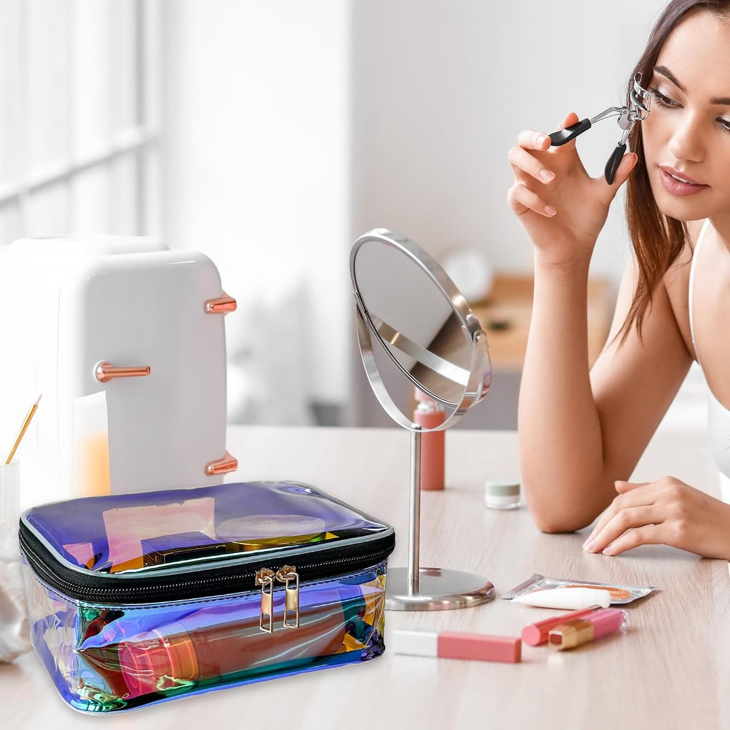 TPU Holographic Pink Makeup Bags Clear Travel Storage Bag Toiletry Pocket Portable Zippered Iridescent Pouch Waterproof Cosmetic Gift Bags for Women