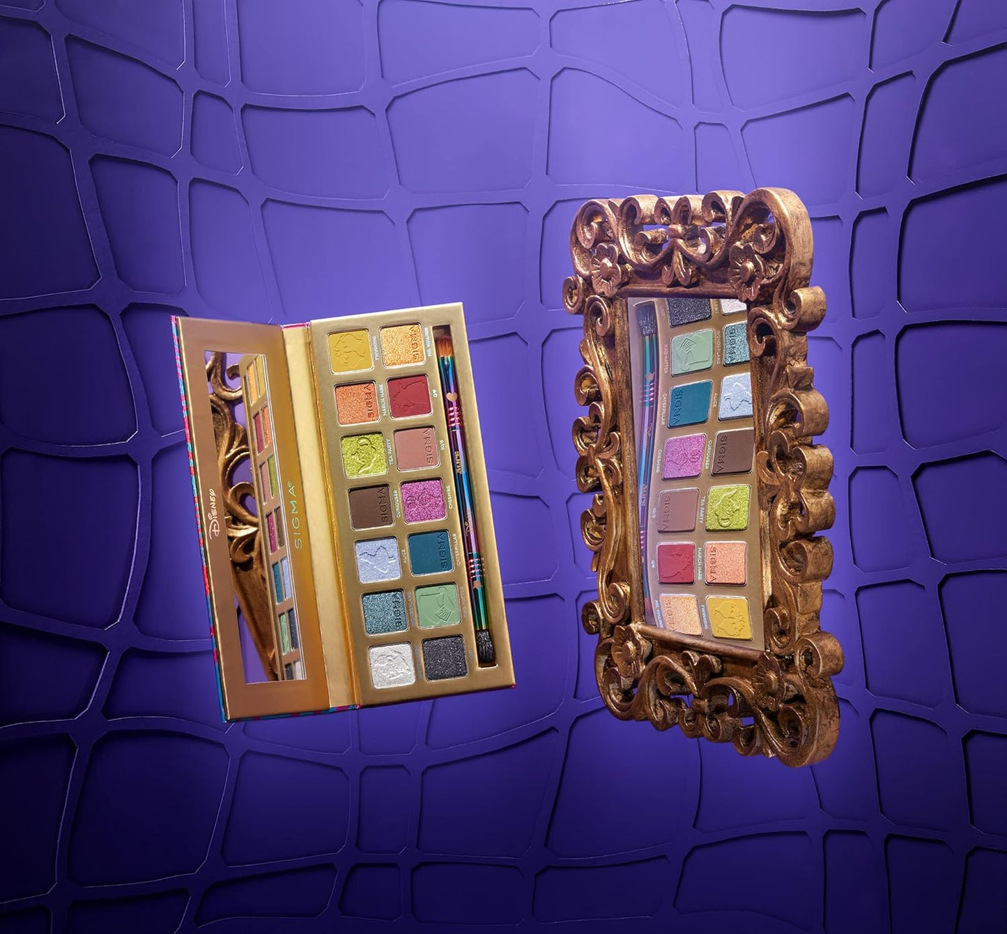 Sigma Beauty and Disney Eyeshadow Palette - Alice in Wonderland Eyeshadow Palette with 14 Hues - Matte, Shimmer and Metallic Eyeshadow Finishes - Highly Pigmented Eye Makeup Palette with Mirror