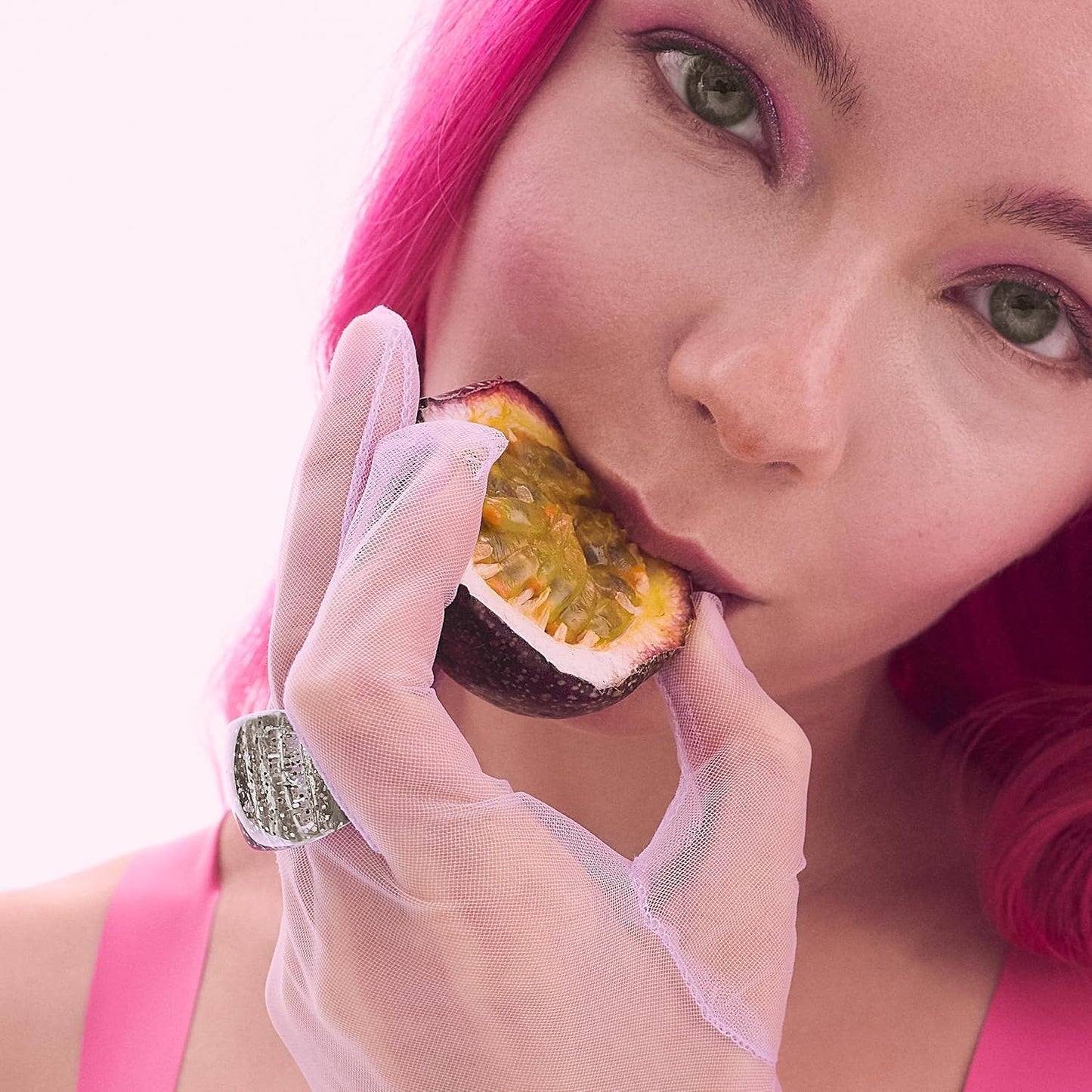 Le Monde Gourmand Nectar de Passion Eau de Parfum, 1 fl oz (30 ml), Full-Sized Perfume, Fragrance for Women, Playful & Comforting Scent, Passionfruit, Jasmine, and Sweet Musk Notes, Long-Lasting