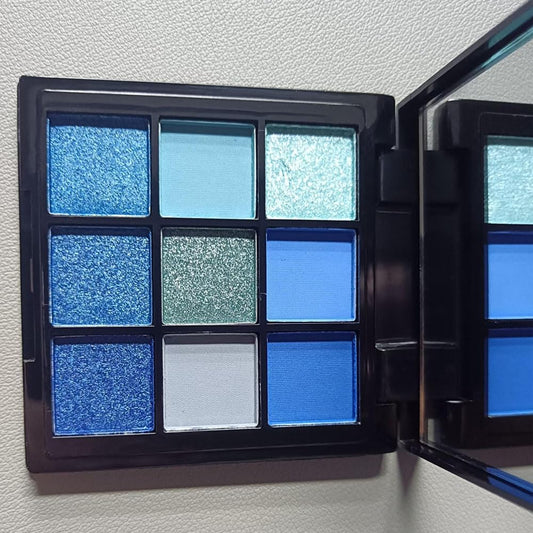 9 Colors Blue Smoky Matte Shimmer Eyeshadow Palette with Mirror for Eye Makeup,High Pigmented Eye Shadow Primers Powder Palet de sombras de ojos