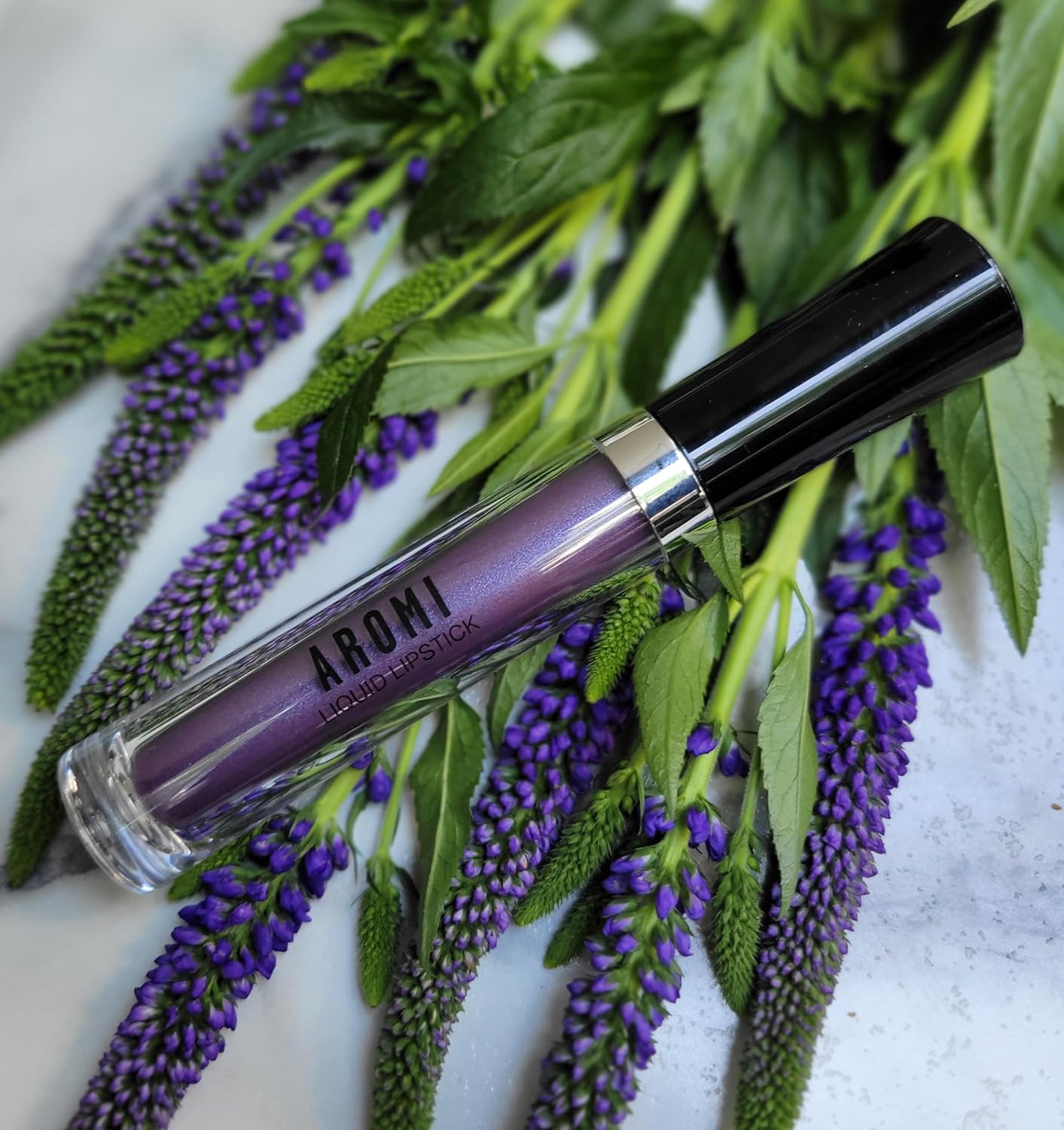 Aromi Violet Plum Metallic Liquid Lipstick | Dark Purple Lip Color with a Shimmery Finish, Vegan, Cruelty-free, Long-Lasting and Smudge Proof Lipstick (Silver Plum)