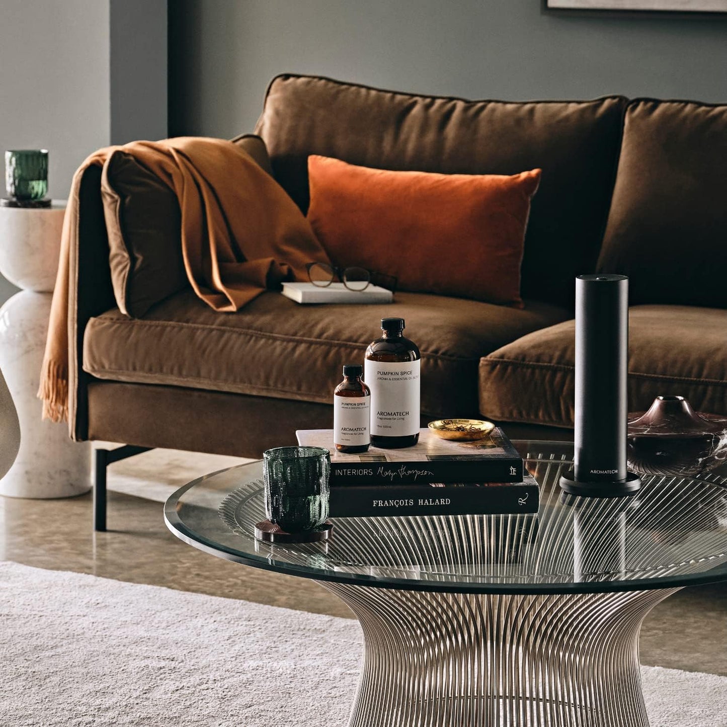 AromaTech Pumpkin Spice Aroma Essential Oil Blend: Luxury Hotel Inspired Aromatherapy with Pumpkin, Cinnamon & Vanilla Cream for Ultrasonic Diffusers & Nebulizers - 4 fl oz, 120 mL