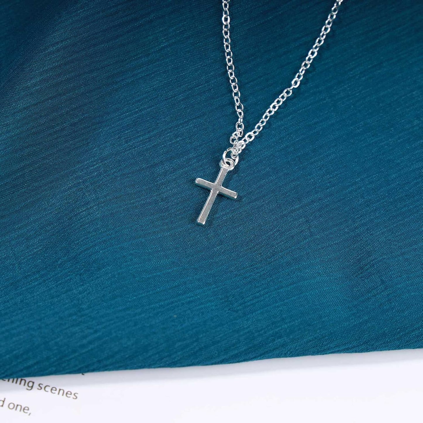 Boho Cross Necklace Chain Tiny Silver Cross Pendant Necklace Wedding Necklace Charm Fashion Jewelry Gift for Women and Girls