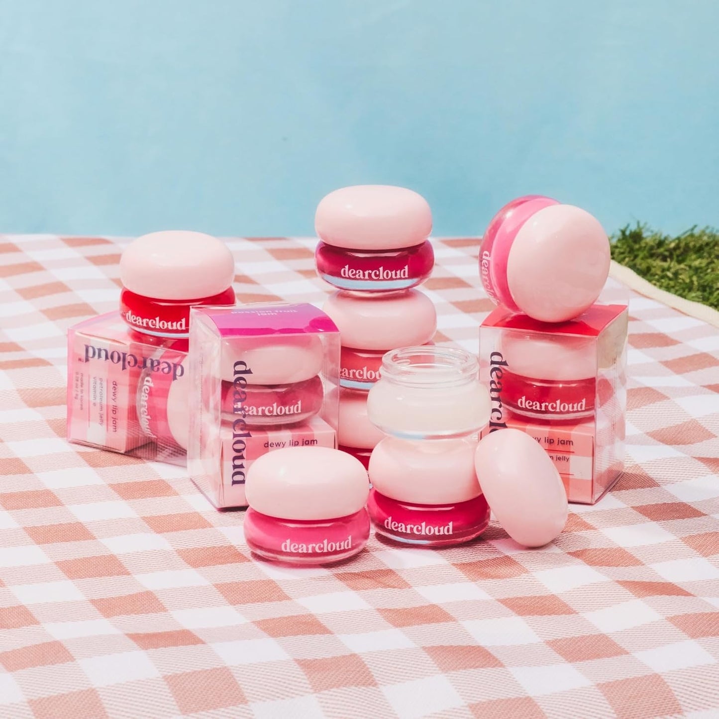 dearcloud Dewy Lip Jam – Hydrating Lip Balm & Gloss with Vitamin E, Korean Skincare (Guava)